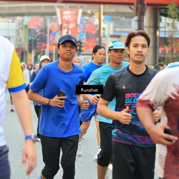 Runner Photo 4901700