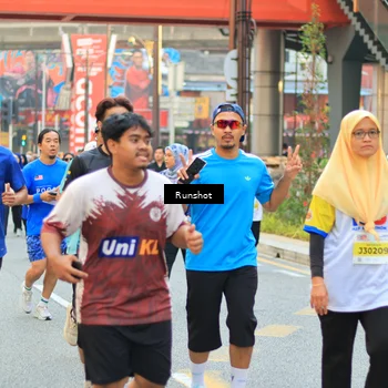Runner Photo 4901709