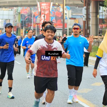 Runner Photo 4901711