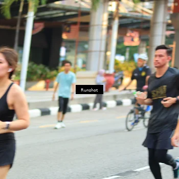 Runner Photo 4902015