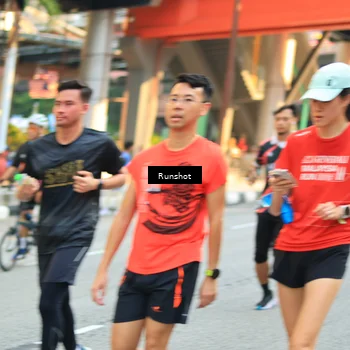 Runner Photo 4902024