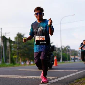Runner Photo 4902331