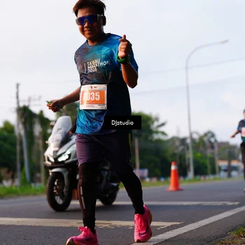 Runner Photo 4902343