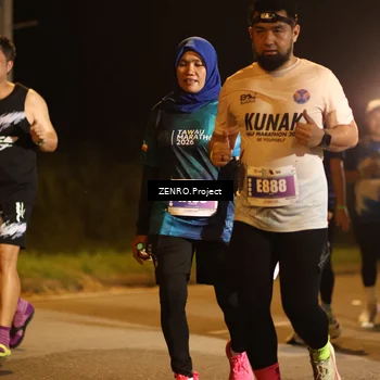 Runner Photo 4902656