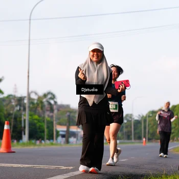 Runner Photo 4903042