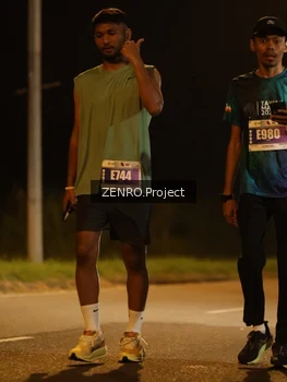 Runner Photo 4903367