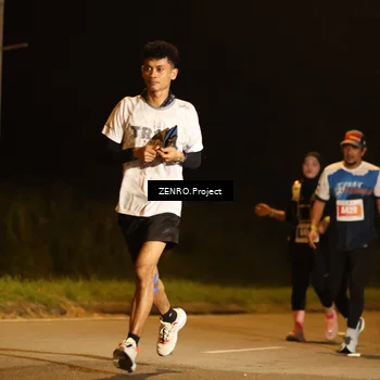 Runner Photo 4903403
