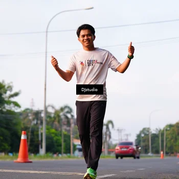 Runner Photo 4903424