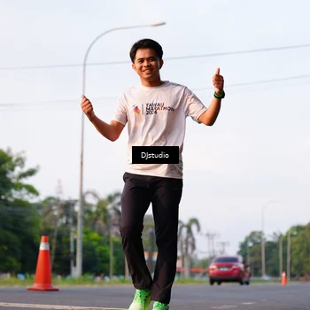 Runner Photo 4903436