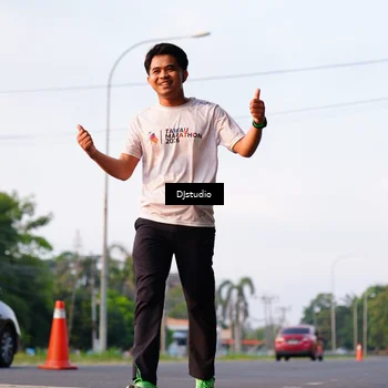 Runner Photo 4903471