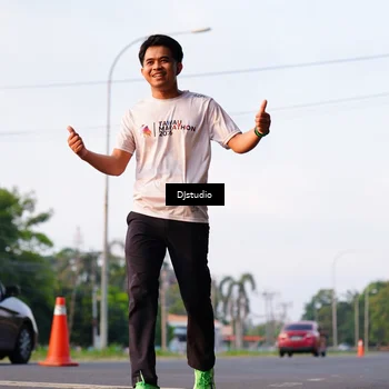 Runner Photo 4903475