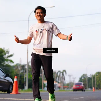 Runner Photo 4903513