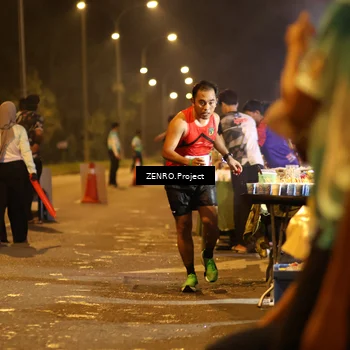 Runner Photo 4903736