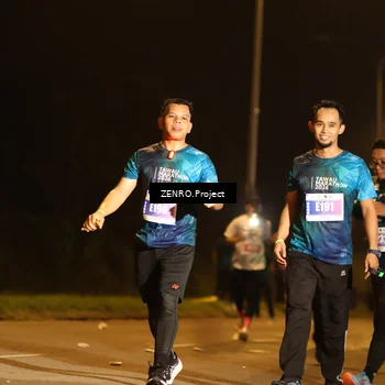 Runner Photo 4903798