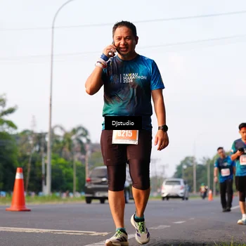 Runner Photo 4904267