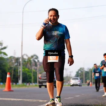 Runner Photo 4904318