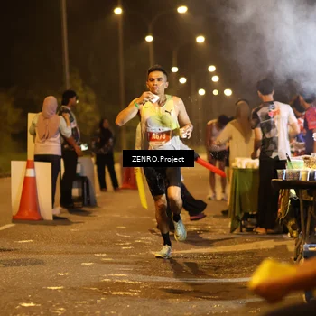 Runner Photo 4904381