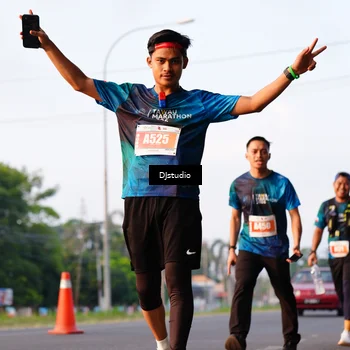 Runner Photo 4904385