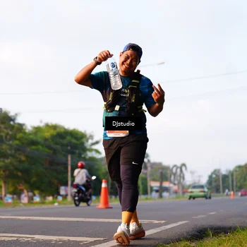 Runner Photo 4904518