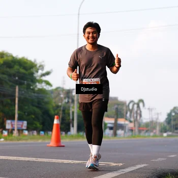 Runner Photo 4904609