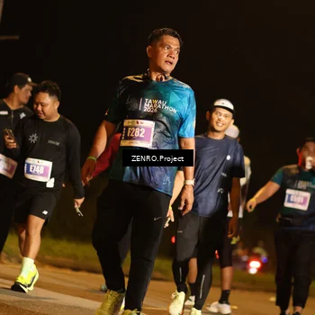 Runner Photo 4904694