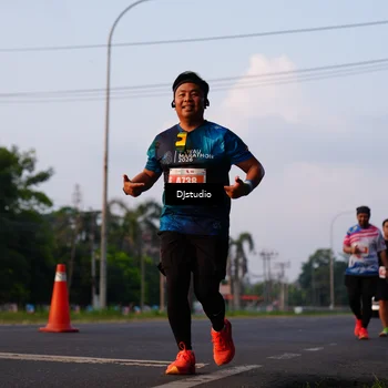 Runner Photo 4904800
