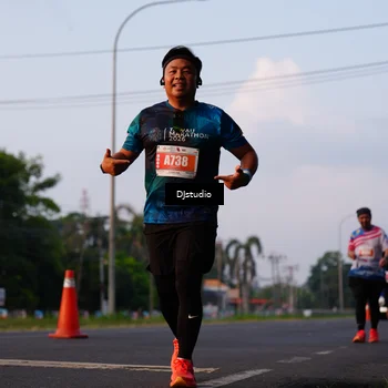 Runner Photo 4904815