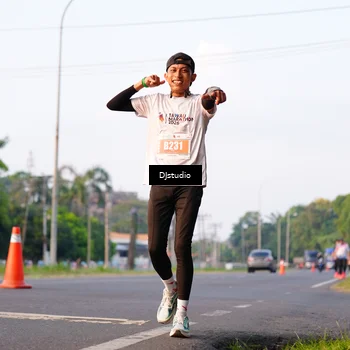 Runner Photo 4904877