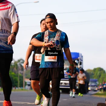Runner Photo 4904900