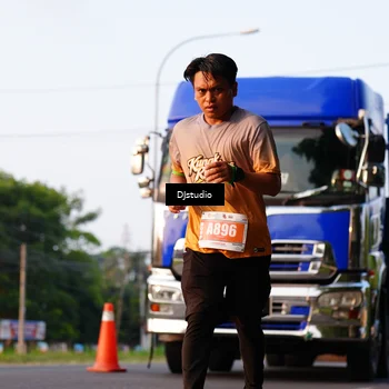 Runner Photo 4904937