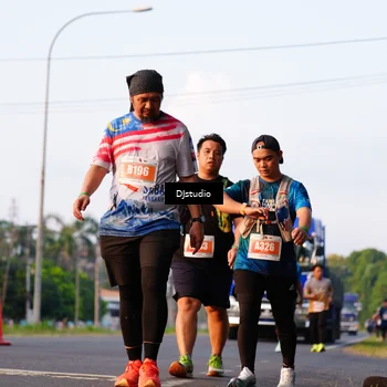 Runner Photo 4904940