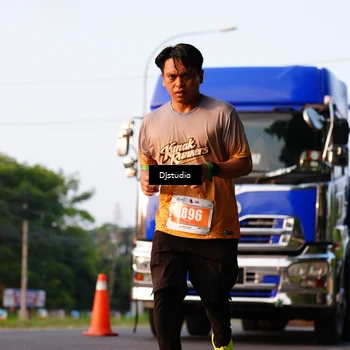 Runner Photo 4904941