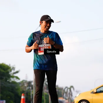 Runner Photo 4905159