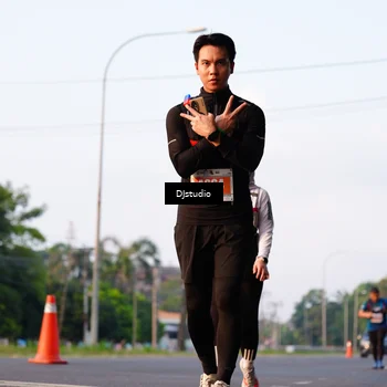 Runner Photo 4905290