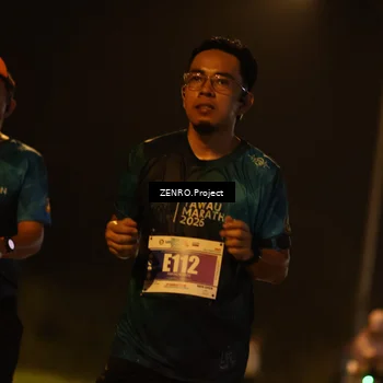 Runner Photo 4905386