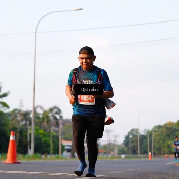 Runner Photo 4905423