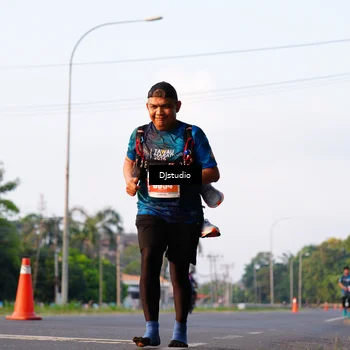 Runner Photo 4905425