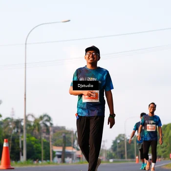 Runner Photo 4905476