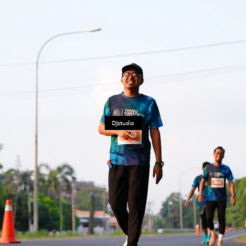 Runner Photo 4905478