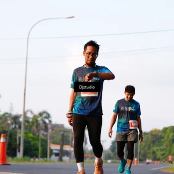 Runner Photo 4905541