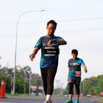 Runner Photo 4905559