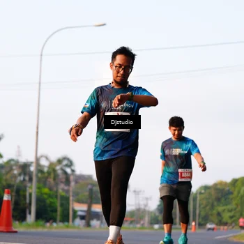 Runner Photo 4905561