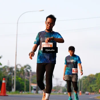 Runner Photo 4905576