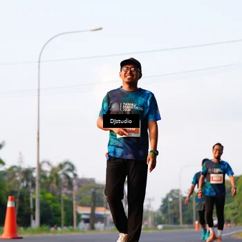 Runner Photo 4905577