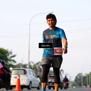 Runner Photo 4905596