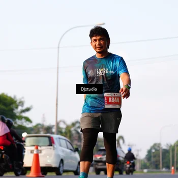 Runner Photo 4905597