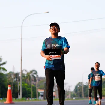 Runner Photo 4905602