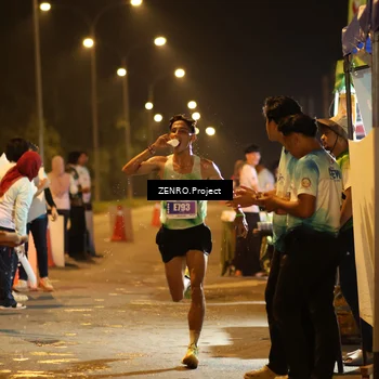 Runner Photo 4905656