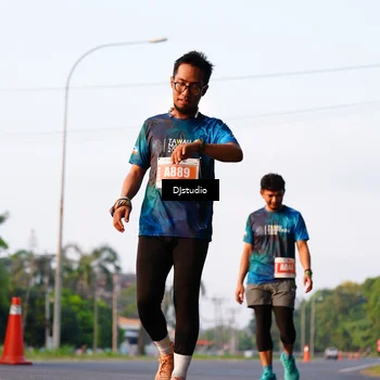 Runner Photo 4905667