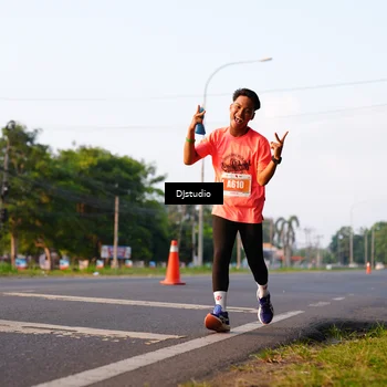 Runner Photo 4905674